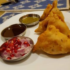 Samosa A picture of Samosa.