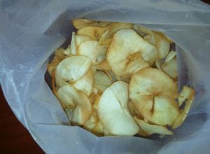 Una foto de Yukitas o "lays de mandioca"