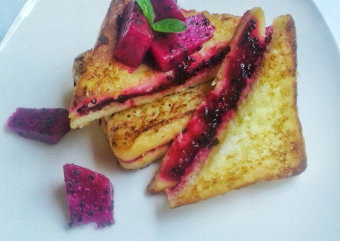 Anti Ribet, Bikin Dragon Fruit french toast Irit Untuk Jualan