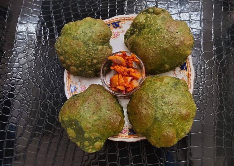Palak Puri