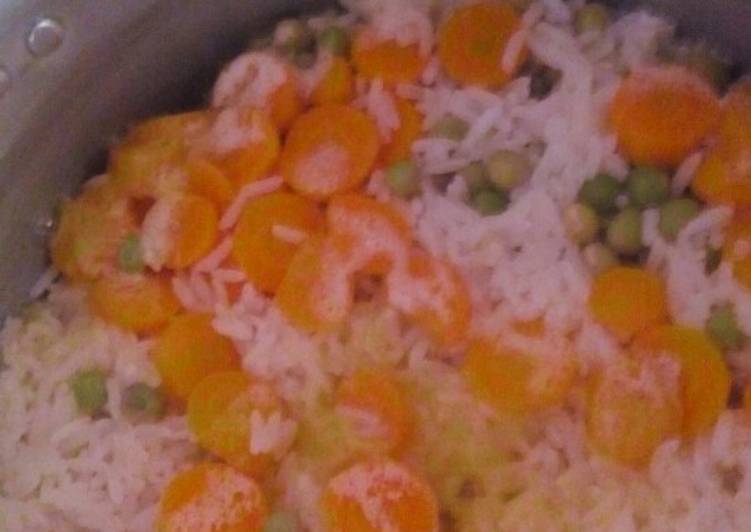 Steps to Prepare Any-night-of-the-week Rice with veggies