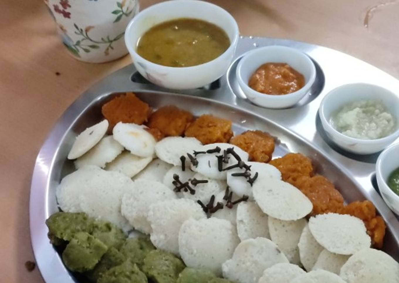 Kutti idli in tri colour