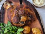 Рулька в пиві із золотою скоринкою