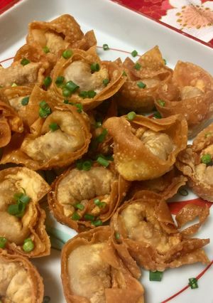 A picture of Pork Fried Wantan.