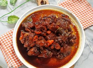 Foto resep Chicken Adobo (ayam kecap Filipina)