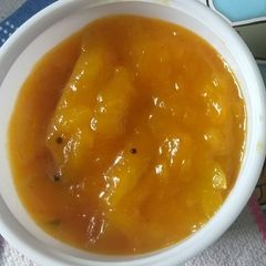 A picture of Mango chutney.