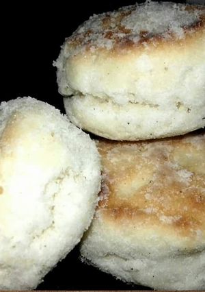 सूजी की नानखटाई (suji ki nankhatai recipe in hindi) रेसिपी मुख्य फोटो