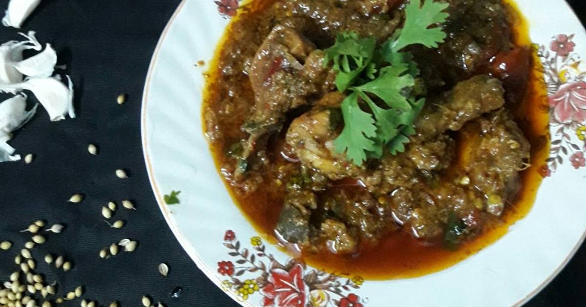 चिकन स्टू (Chicken Stew recipe in hindi) रेसिपी बनाने की विधि in Hindi by Zeba Munavvar Cookpad