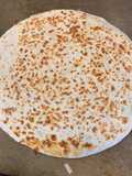 Quesadilla con tocino y pico de Gallo