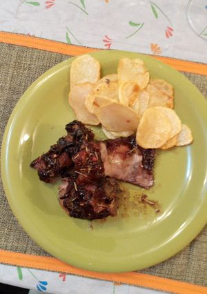 Una foto de Cordero al horno con barbacoa, especias y manteca...lento lento