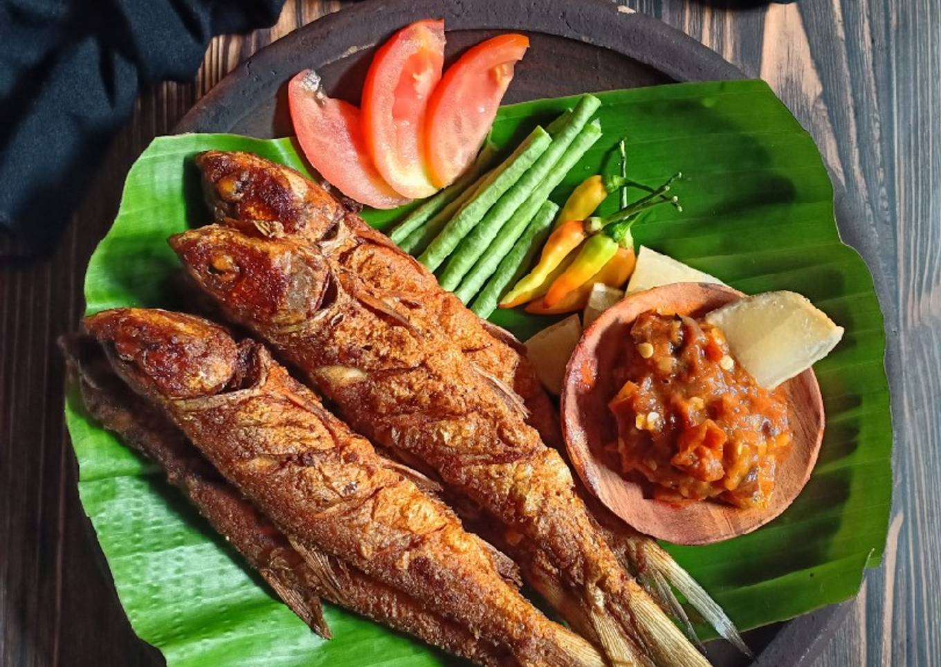 Ikan Bandeng Goreng Sambal Bawang