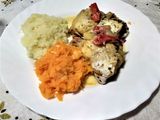 Rollos de pescado al horno con puré  colorido