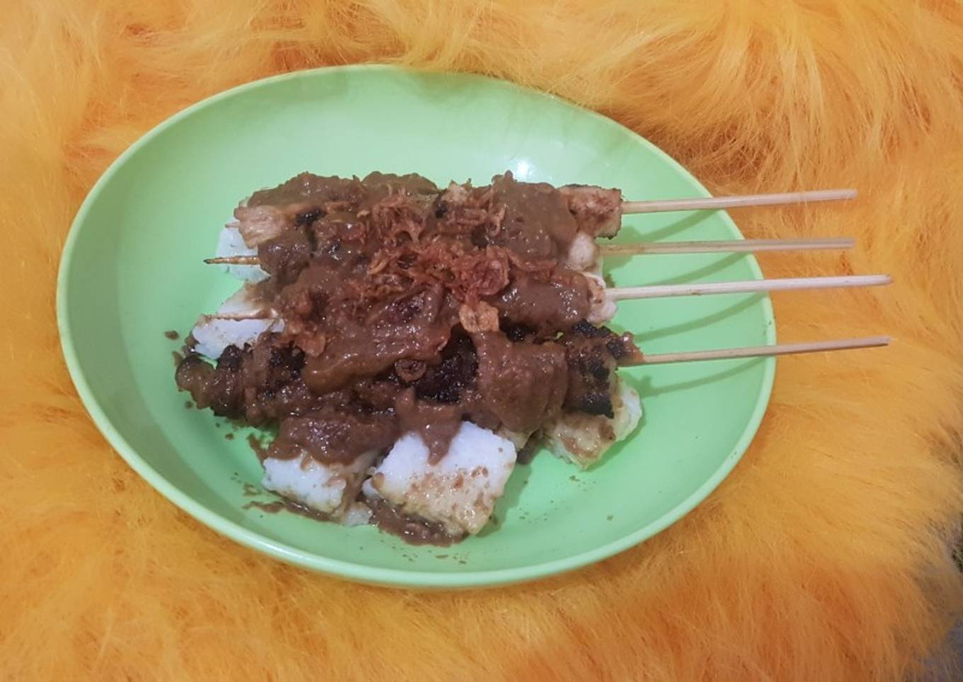 Sate Ayam dan Lemak Sapi Bumbu Kacang