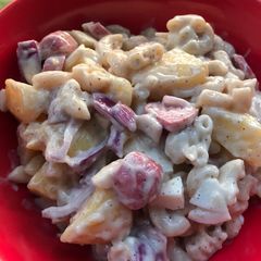 A picture of Easy Macaroni Salad.