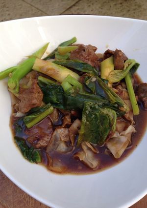 รูปของ ราดหน้าเนื้อ
