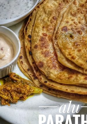 A picture of Alu ka paratha.