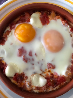 Una foto de Huevos al horno