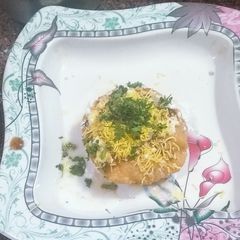 A picture of Moong dal ki Khasta Kachori.