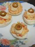 Huevos rellenos de langostinos y surimi