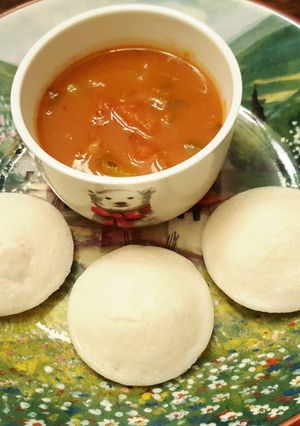 A picture of Healthy Instant Rawa Idli and Sambhar.
