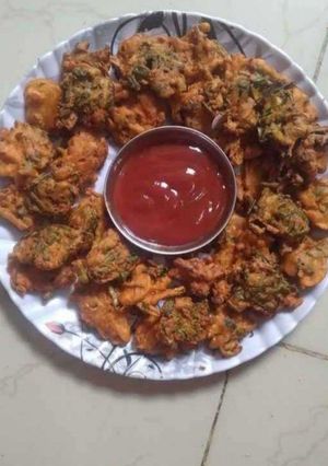 A picture of Palak bhajiya.