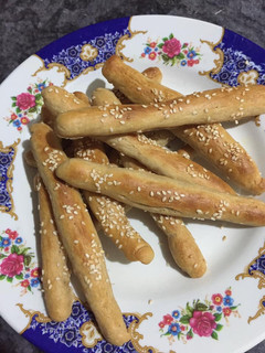 A picture of Bread sticks.