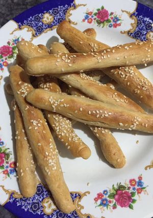 A picture of Bread sticks.