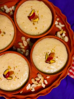 ফিরনি (phirni recipe in Bengali) রেসিপির প্রধান ছবি