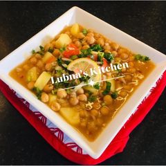A picture of Chickpea Curry:(Kathiawari Choley / Chana Masala).
