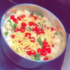 A picture of Makhana Dahi Chaat.