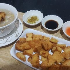 A picture of Crispy Crouton.