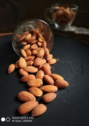 A picture of Masala almonds.