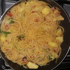 Spaghetti with Irish Potatoes A picture of Spaghetti with Irish Potatoes.