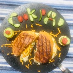 A picture of Tawa grill crunchy bun.