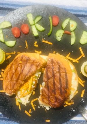 A picture of Tawa grill crunchy bun.