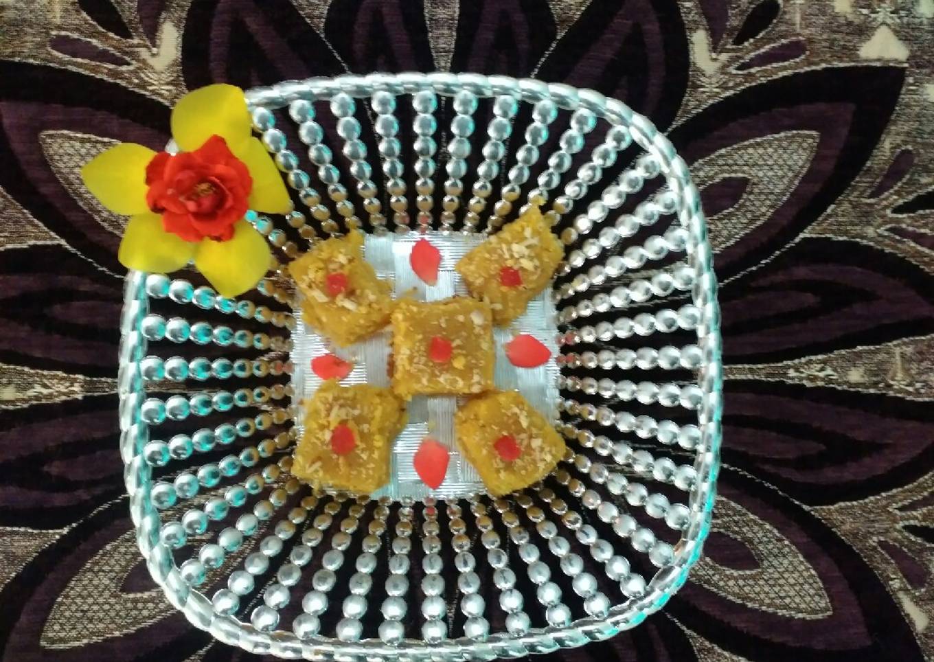 Besan barfi