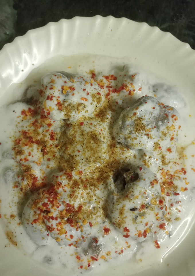 व्रत के दही बड़े (vrat ke dahi vade recipe in Hindi) रेसिपी मुख्य फोटो