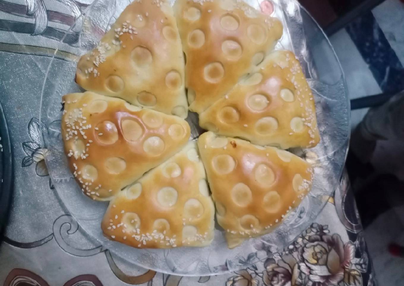 Chicken flower bread