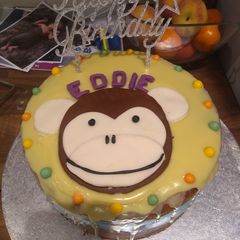 A picture of Eddie's 1st Birthday Cake.