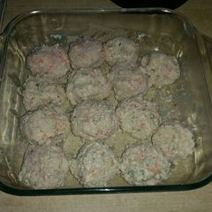 A picture of Mini crab cheese balls.
