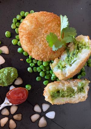 A picture of MATAR PATTICE / PEAS CUTLET.