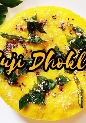 A picture of Suji Dhokla.