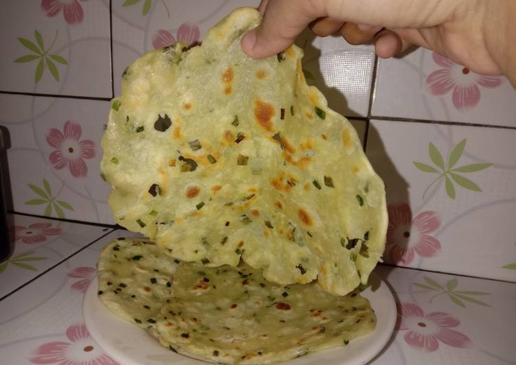 Langkah Mudah untuk Menyiapkan Pancake daun bawang, Lezat