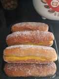 Xuxos de crema con pan de perrito