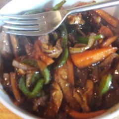 My beef stir fry🍽🥗 A picture of My beef stir fry🍽🥗.