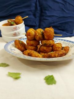 સાબુદાણા વડા (Sabudana Vada Recipe In Gujarati) રેસીપી મુખ્ય ફોટો