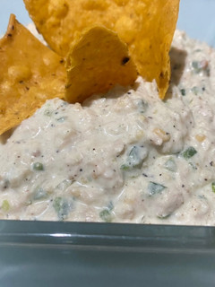 Una foto de Dip de pollo y jalapeño