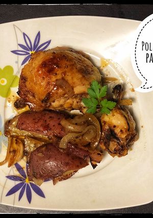 Una foto de Pollo de campo con papas al horno 🍗