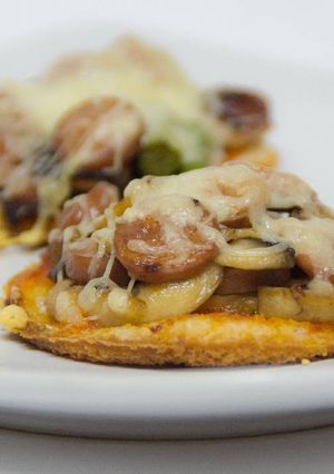 Foto principal de Pizzas-mini con base de pan de molde