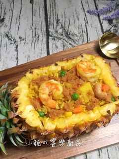 鳯梨蝦仁炒飯🍍 的食譜成品照片